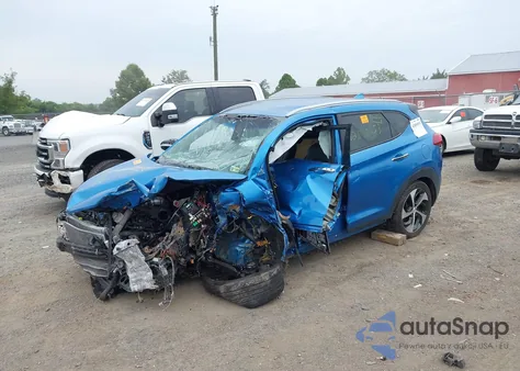 2018 Hyundai Tucson Limited z USA, uszkodzony, nr VIN KM8J3CA28JU711092